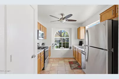 12119 N 79th Drive, Peoria, AZ 85345 - Photo 8