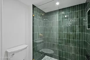 12212 N Paradise Vlg Pkwy S, Phoenix, AZ 85032 - Photo 18