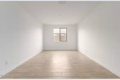 15782 W Hackamore Drive, Surprise, AZ 85387 - Photo 10