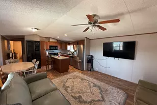 694 S Desert View Dr, Apache Junction, AZ 85120 - Photo 4