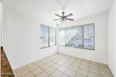 5646 W Blackhawk Drive, Glendale, AZ 85308 - Photo 10