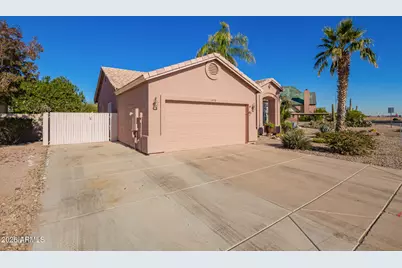 450 W Casa Grande Lakes Boulevard, Casa Grande, AZ 85122 - Photo 2