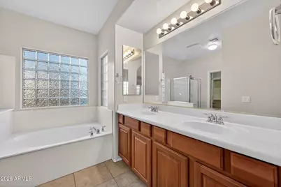 939 E Sourwood Drive, Gilbert, AZ 85298 - Photo 30