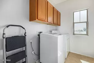 939 E Sourwood Dr, Gilbert, AZ 85298 - Photo 28