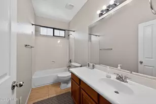 939 E Sourwood Dr, Gilbert, AZ 85298 - Photo 28