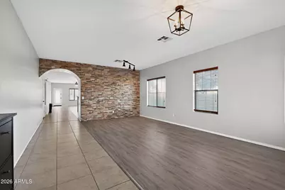 939 E Sourwood Drive, Gilbert, AZ 85298 - Photo 6