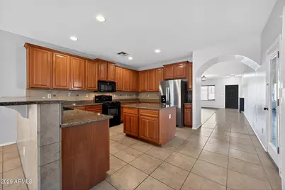 939 E Sourwood Drive, Gilbert, AZ 85298 - Photo 18