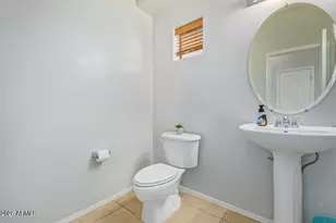 939 E Sourwood Dr, Gilbert, AZ 85298 - Photo 16