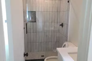 8015 W Roma Ave, Phoenix, AZ 85033 - Photo 12