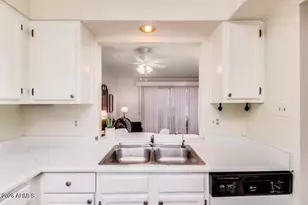 7474 E Earll Dr, Scottsdale, AZ 85251 - Photo 12