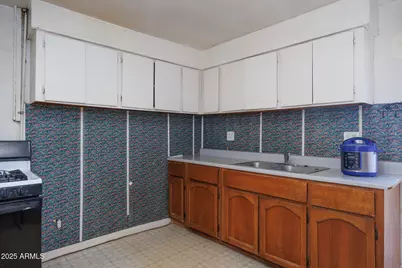 240 E Beech Avenue, Casa Grande, AZ 85122 - Photo 8