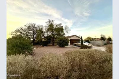 14764 S Amado Boulevard, Arizona City, AZ 85123 - Photo 4