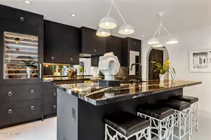 7242 E Joshua Tree Ln, Scottsdale, AZ 85250 - Photo 16