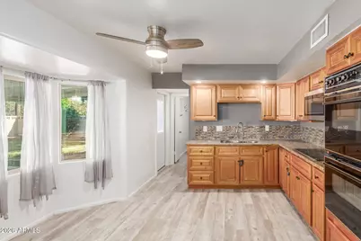 3634 W Medlock Drive, Phoenix, AZ 85019 - Photo 10