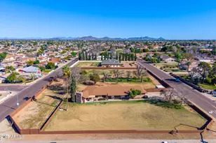 10839 N 59th Ave, Glendale, AZ 85304 - Photo 1