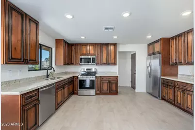 10839 N 59th Avenue, Glendale, AZ 85304 - Photo 8