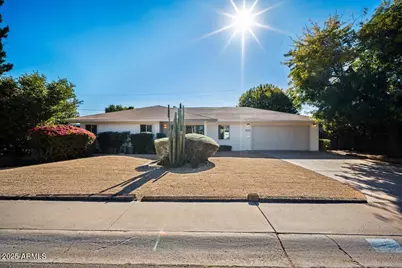 8221 E Edgemont Avenue, Scottsdale, AZ 85257 - Photo 1