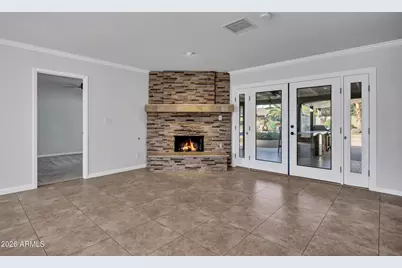 11202 N 42nd Place, Phoenix, AZ 85028 - Photo 14