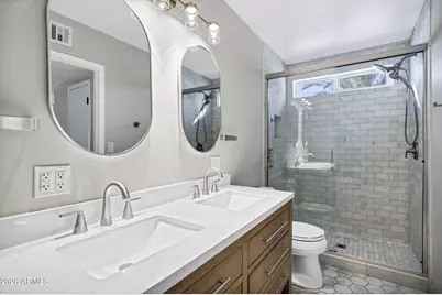 11202 N 42nd Place, Phoenix, AZ 85028 - Photo 46