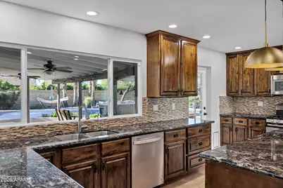 11202 N 42nd Place, Phoenix, AZ 85028 - Photo 22