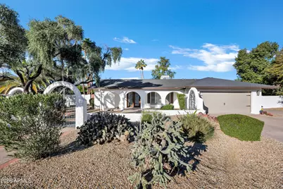 11202 N 42nd Place, Phoenix, AZ 85028 - Photo 2