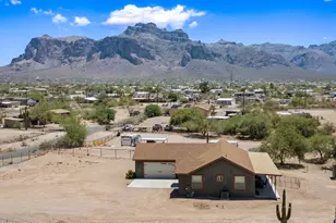 2235 E Cody St, Apache Junction, AZ 85119 - Photo 1