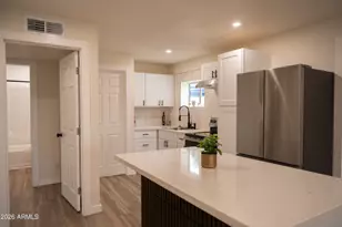 1529 E Monroe St, Phoenix, AZ 85034 - Photo 2