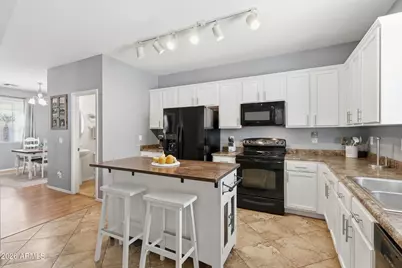 4027 E Milky Way, Gilbert, AZ 85295 - Photo 16