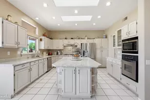 14434 W Desert Glen Dr, Sun City West, AZ 85375 - Photo 12