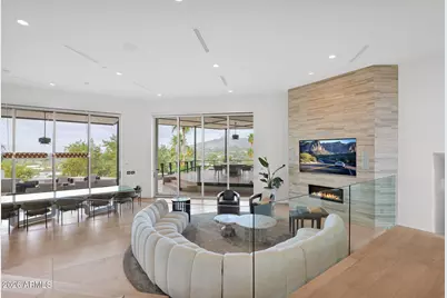 5632 N Camelback Canyon Drive, Phoenix, AZ 85018 - Photo 18