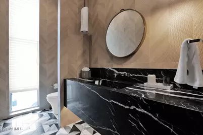 5632 N Camelback Canyon Drive, Phoenix, AZ 85018 - Photo 36