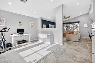 4020 E Melinda Ln, Phoenix, AZ 85050 - Photo 12