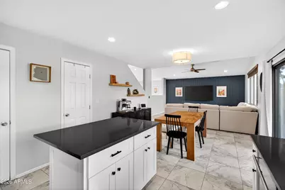 4020 E Melinda Lane, Phoenix, AZ 85050 - Photo 6