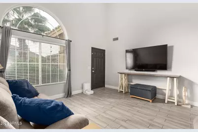 15864 W Calavar Road, Surprise, AZ 85379 - Photo 8