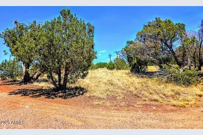 1939 Daggs Circle #24, Show Low, AZ 85901 - Photo 6