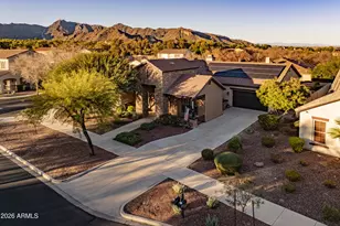 20894 W Lost Creek Dr E, Buckeye, AZ 85396 - Photo 2