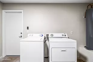 11211 W Heatherbrae Dr, Phoenix, AZ 85037 - Photo 22