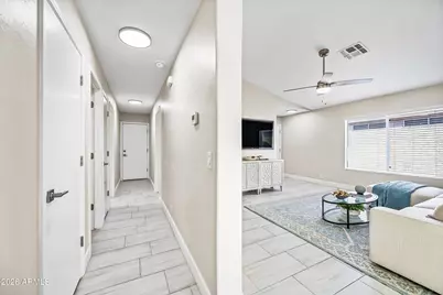 11211 W Heatherbrae Drive, Phoenix, AZ 85037 - Photo 18