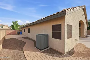 1623 E Runion Dr, Phoenix, AZ 85024 - Photo 44