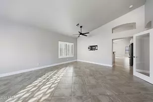 1623 E Runion Dr, Phoenix, AZ 85024 - Photo 4