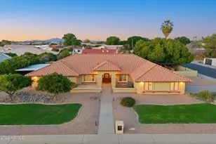 4562 E Elmwood St, Mesa, AZ 85205 - Photo 1