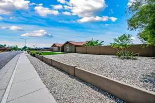16030 N 43rd St, Phoenix, AZ 85032 - Photo 2