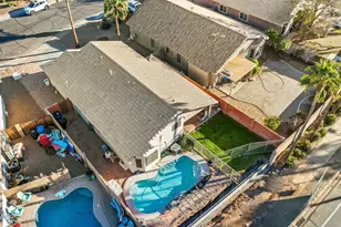 1900 S Oak St, Gilbert, AZ 85233 - Photo 14