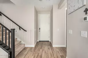 1490 E Blue Spruce Ln, Gilbert, AZ 85298 - Photo 8