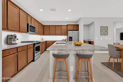 18106 W Redwood Lane, Goodyear, AZ 85338 - Photo 6