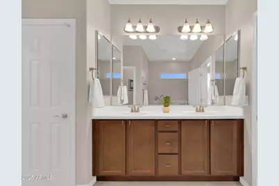 18106 W Redwood Lane, Goodyear, AZ 85338 - Photo 16
