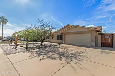 3706 S Cottonwood Drive, Tempe, AZ 85282 - Photo 1