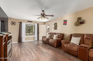 3706 S Cottonwood Dr, Tempe, AZ 85282 - Photo 4