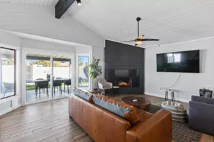 726 W 19th St, Tempe, AZ 85281 - Photo 2