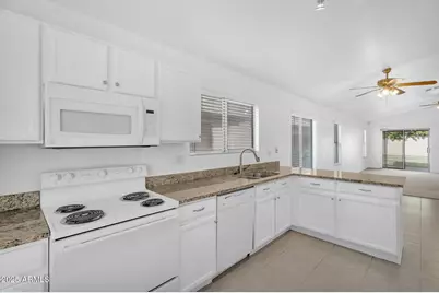 8642 W Lockland Court, Peoria, AZ 85382 - Photo 8